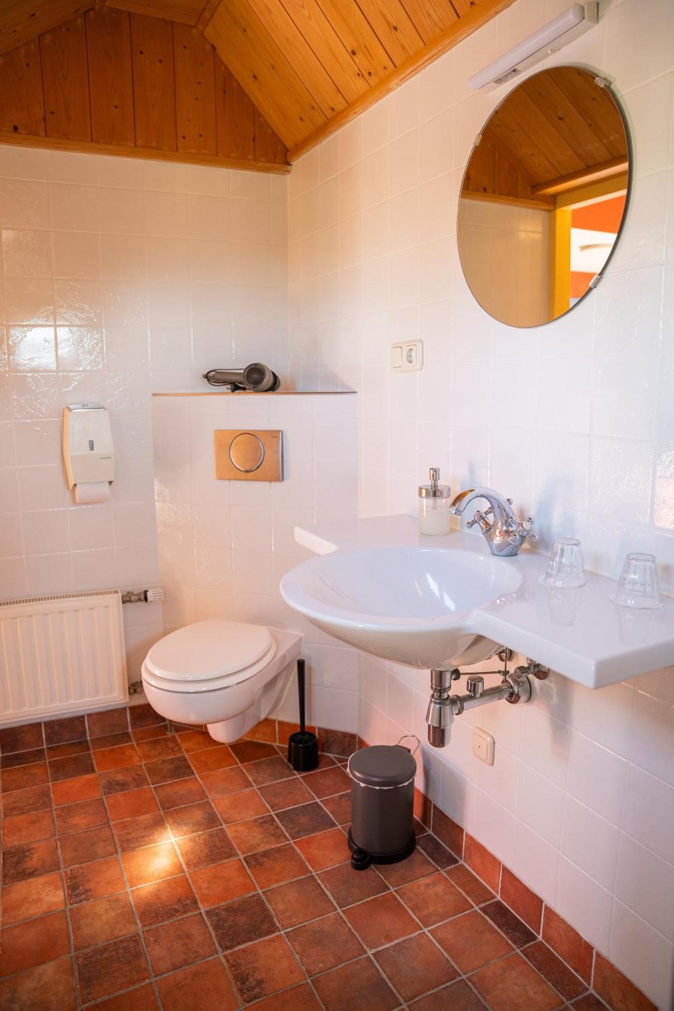 Kaard Hotel De Horper Wielen מראה חיצוני תמונה